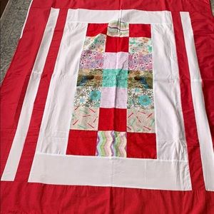 Kids blanket with small cute pillow.
